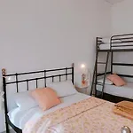 Appartamento Rosa Over The Rainbow Apartments Lido Di Jesolo Piazza Mazzini 200 Mt Dal Mare