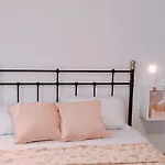 APPARTAMENTO ROSA OVER THE RAINBOW APARTMENTS Lido di Jesolo